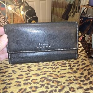 Fossil Black Leather Clutch Wallet Preloved Condition